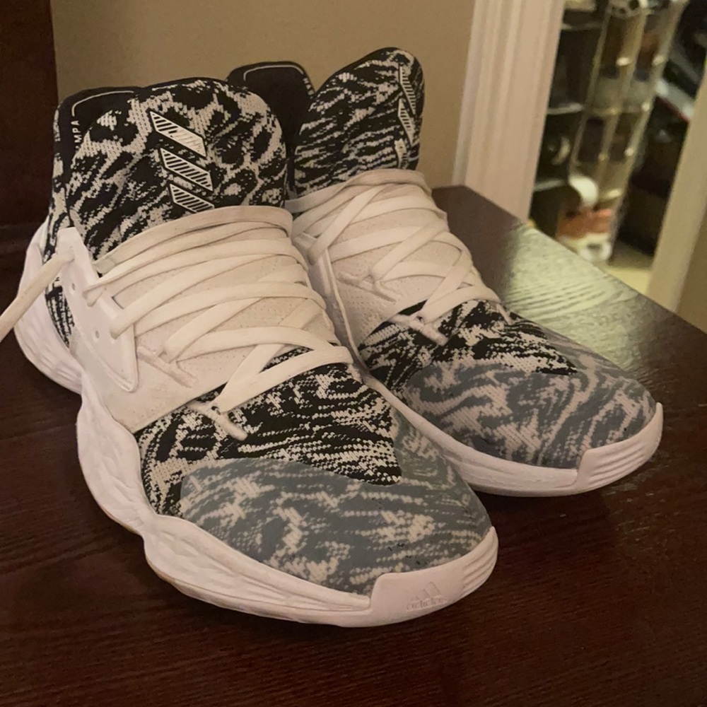 Adidas Harden Volume 5s Oreo